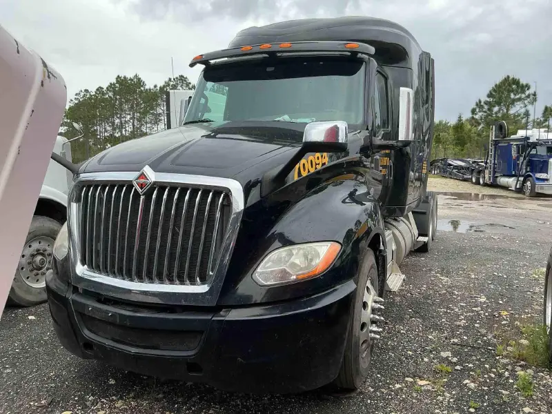 2019 INTERNATIONAL LT625