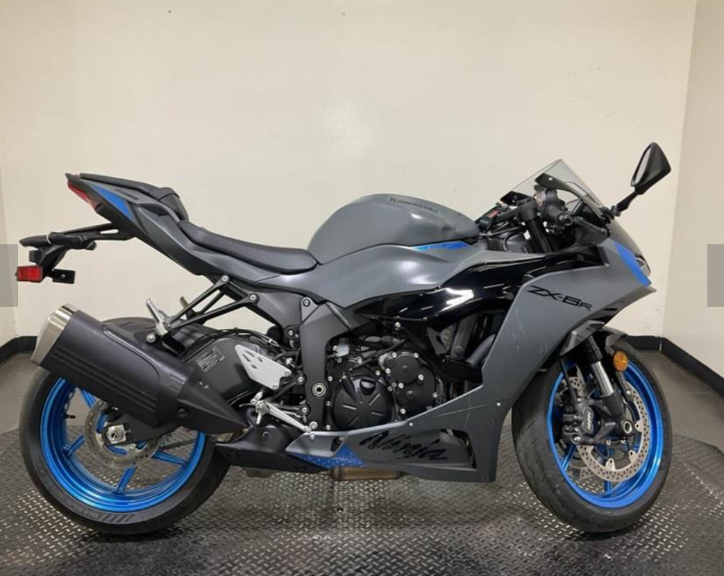 きなこ　3点６千7点1万セール 2023 Kawasaki Z650 RS for sale near Henderson, North Carolina