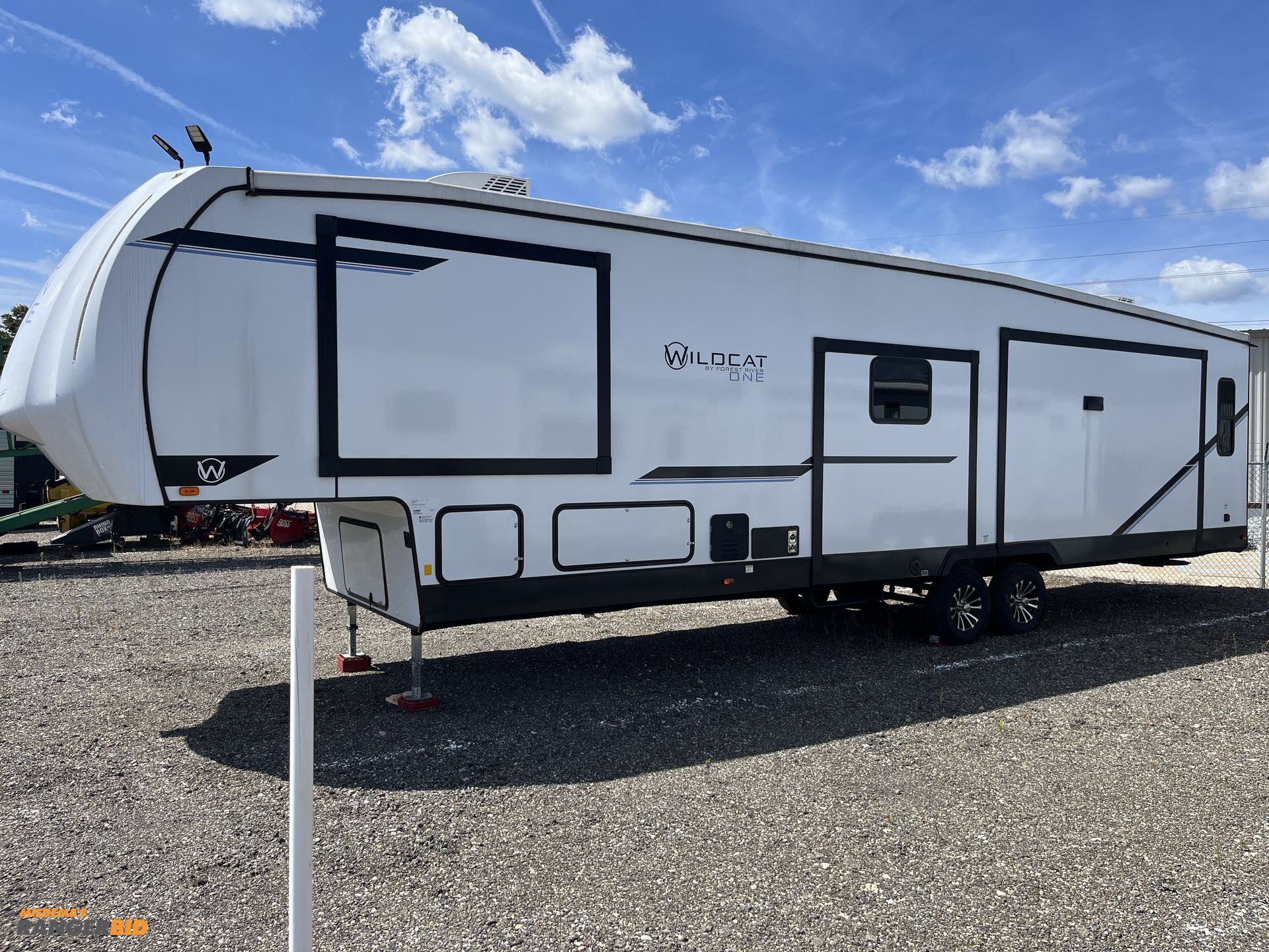2023 Forest River WILDCAT ONE 36MB in clarkston MI