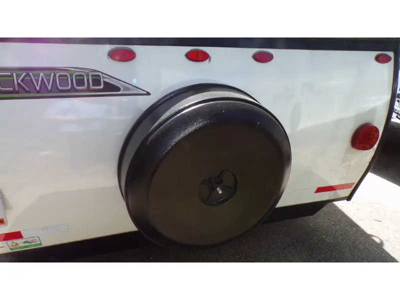 2020 FOREST RIVER ROCKWOOD PREMIER A213HW