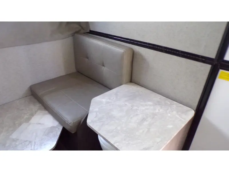 2020 FOREST RIVER ROCKWOOD PREMIER A213HW