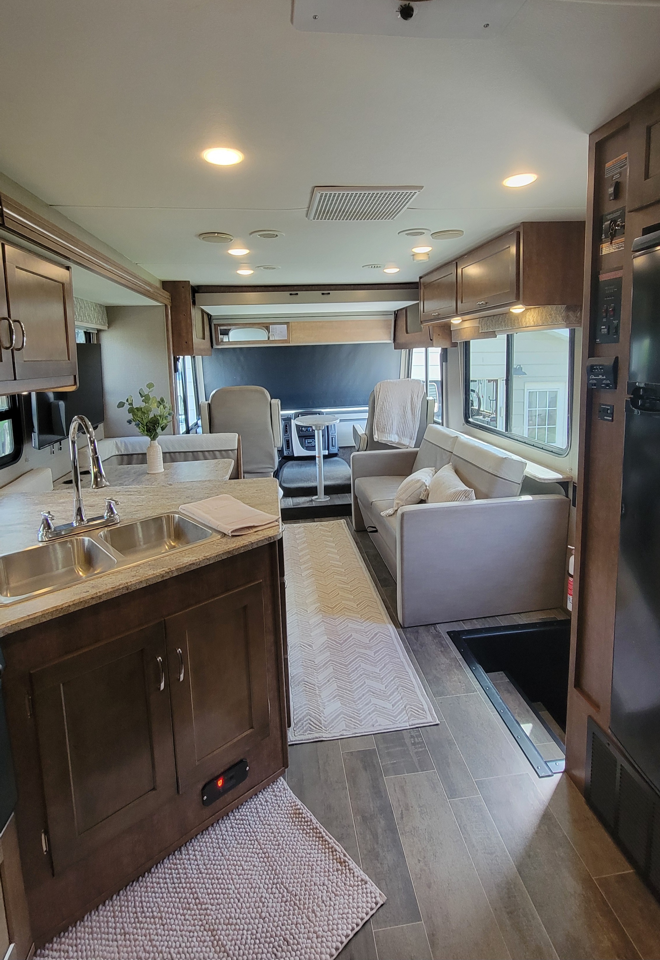 2018 Winnebago INTENT 31P in grand rapids MI