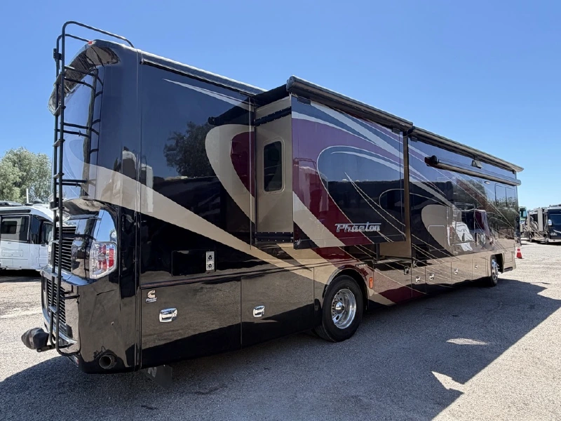 2015 TIFFIN MOTORHOMES PHAETON 40 AH