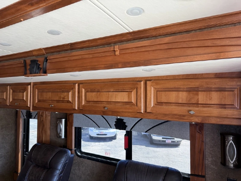 2015 TIFFIN MOTORHOMES PHAETON 40 AH