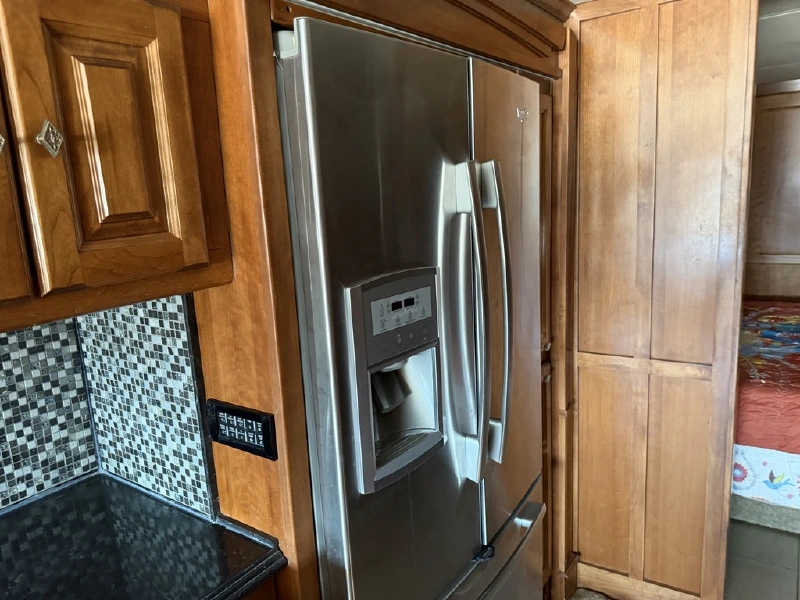 2015 TIFFIN MOTORHOMES PHAETON 40 AH