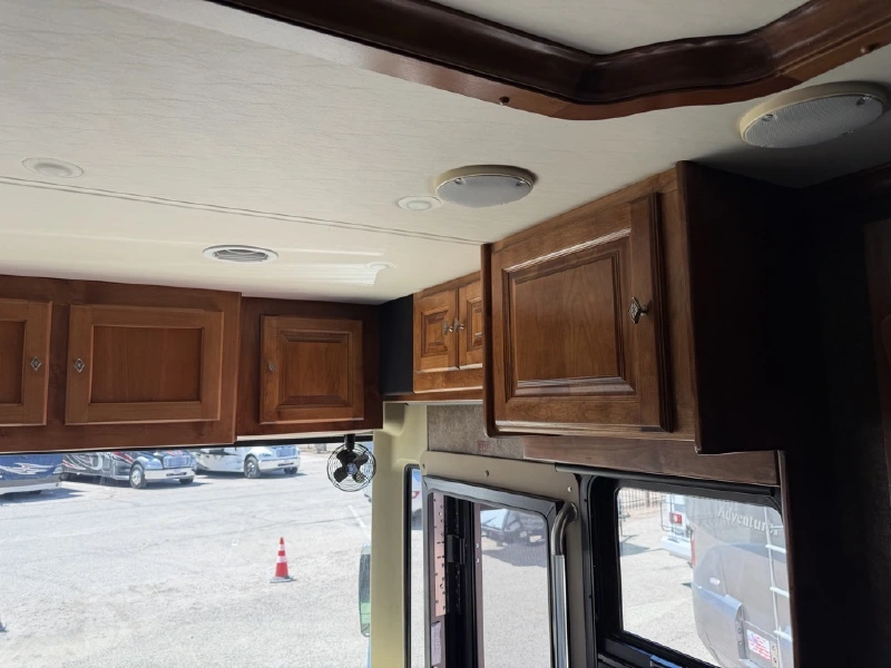 2015 TIFFIN MOTORHOMES PHAETON 40 AH