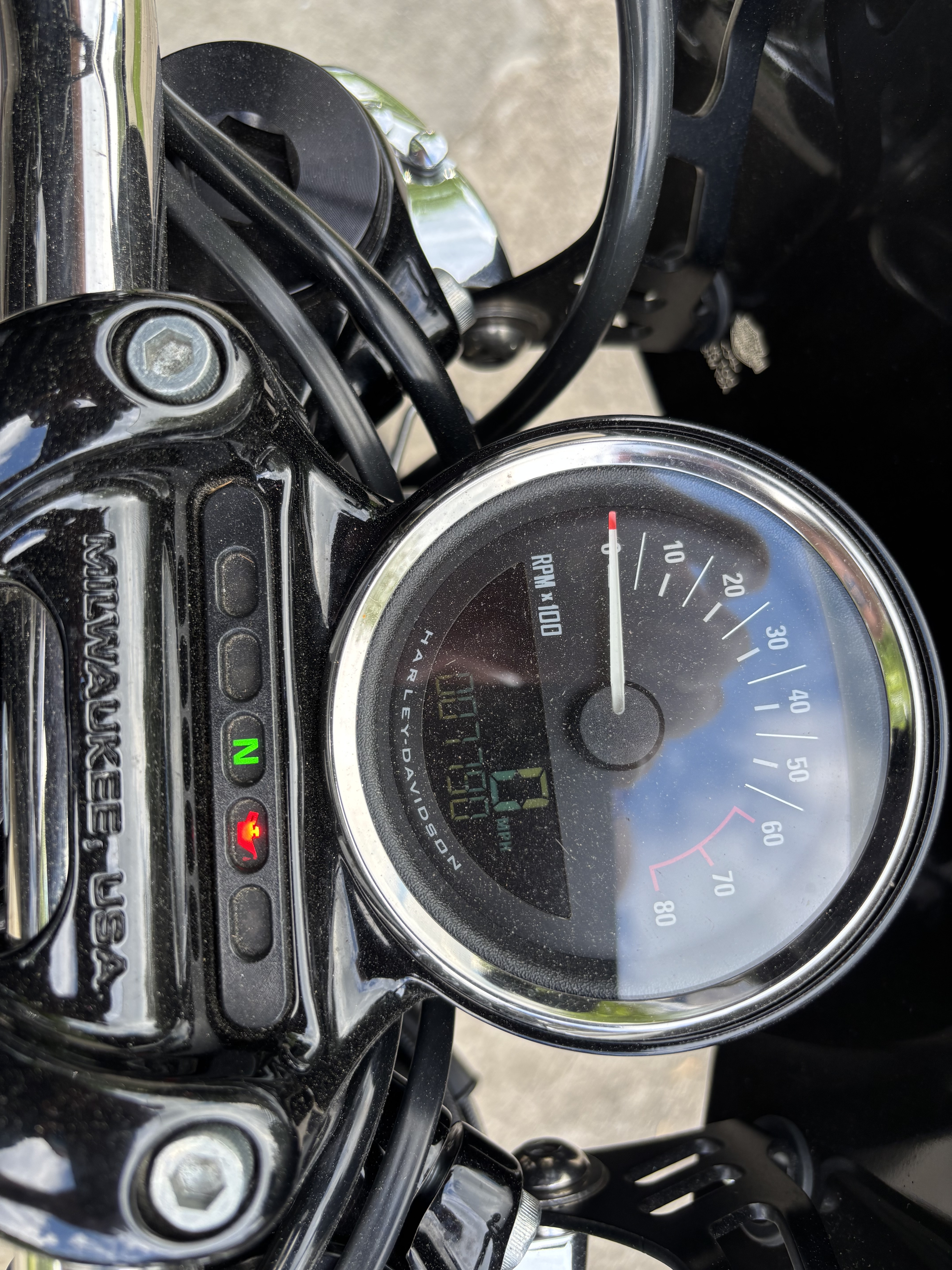 2016 Harley-Davidson ROADSTER XL1200CX XL1200CX in Laurel, MD
