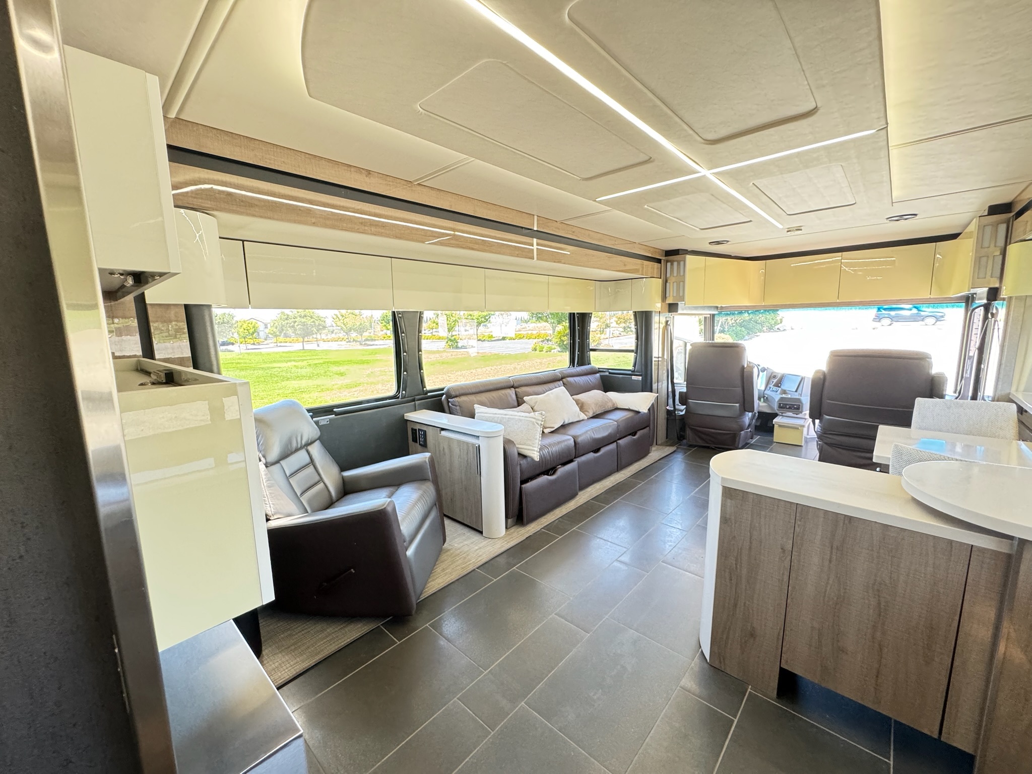 2019 Winnebago HORIZON 40A RV