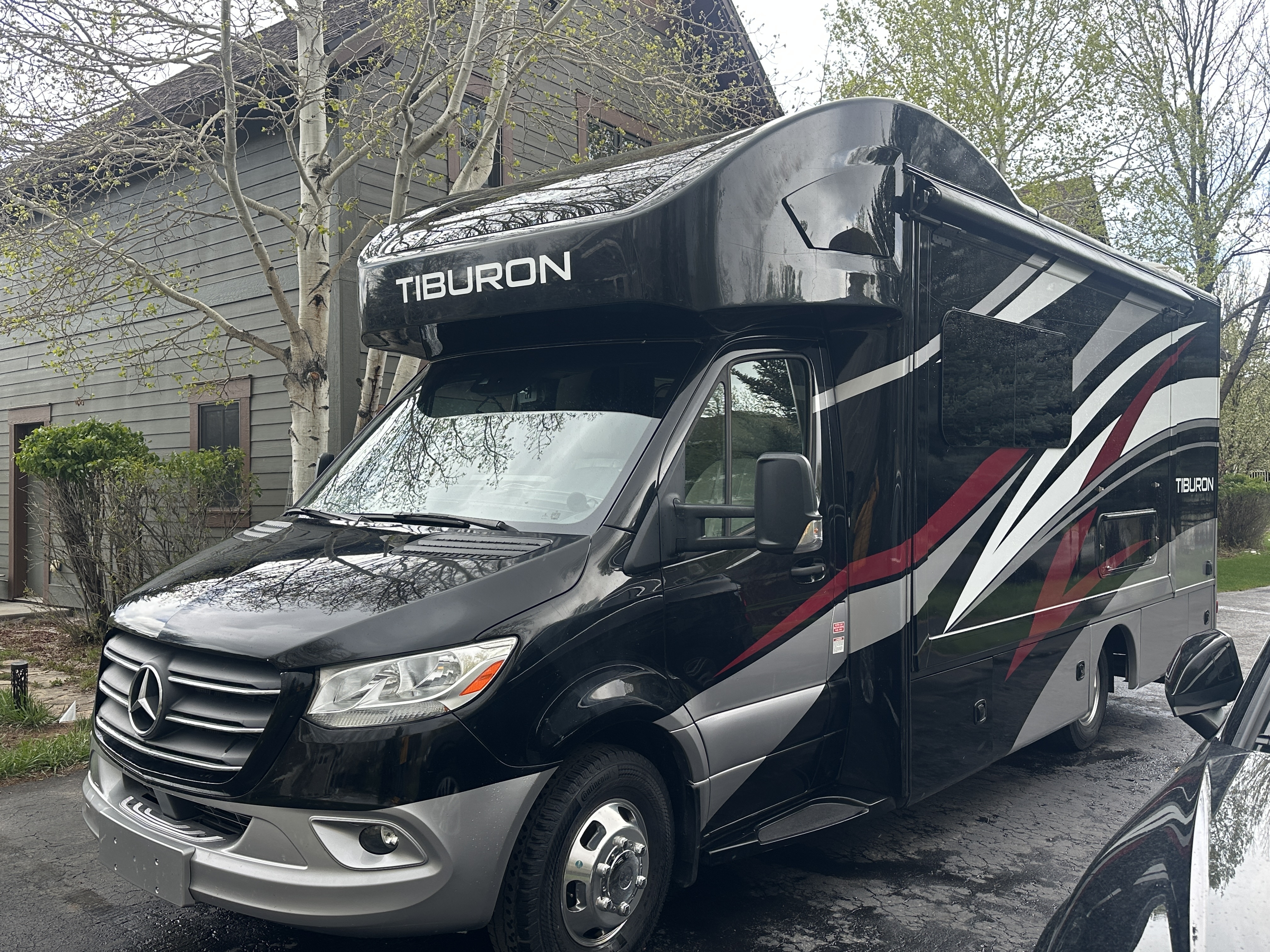 2023 Thor Motor Coach TIBURON 24FB RV