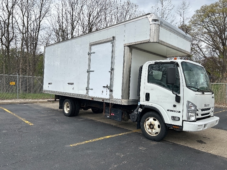 2020 ISUZU NRR in Akron, OH