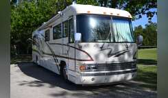 1999 Country Coach MAGNA MAGNA 40' RV