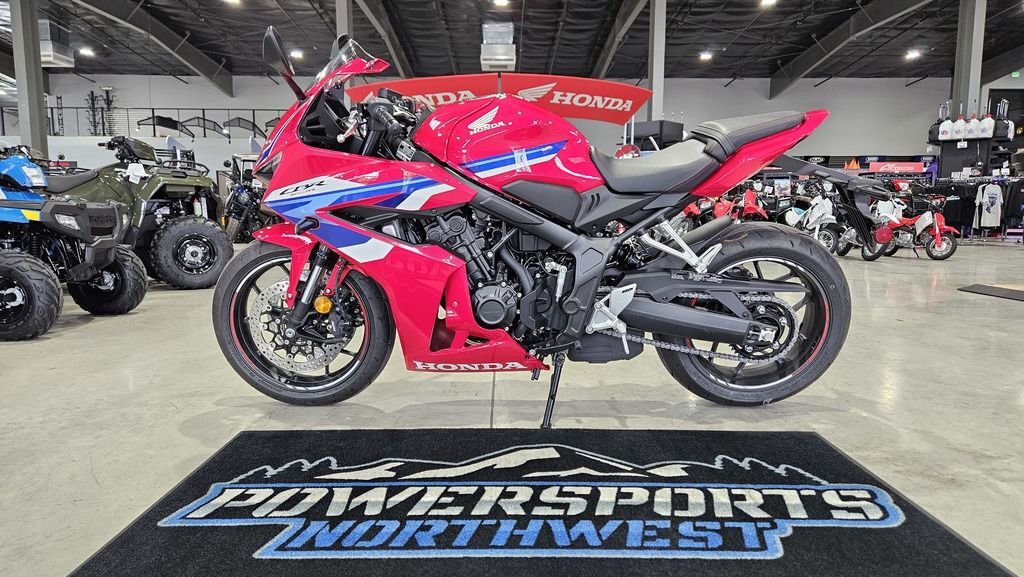 Red Aprilia,harley-Davidson,honda,suzuki Cbr Sportbike Motorcycles