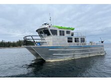 4 Center Console Catamarans Under 30 Feet image