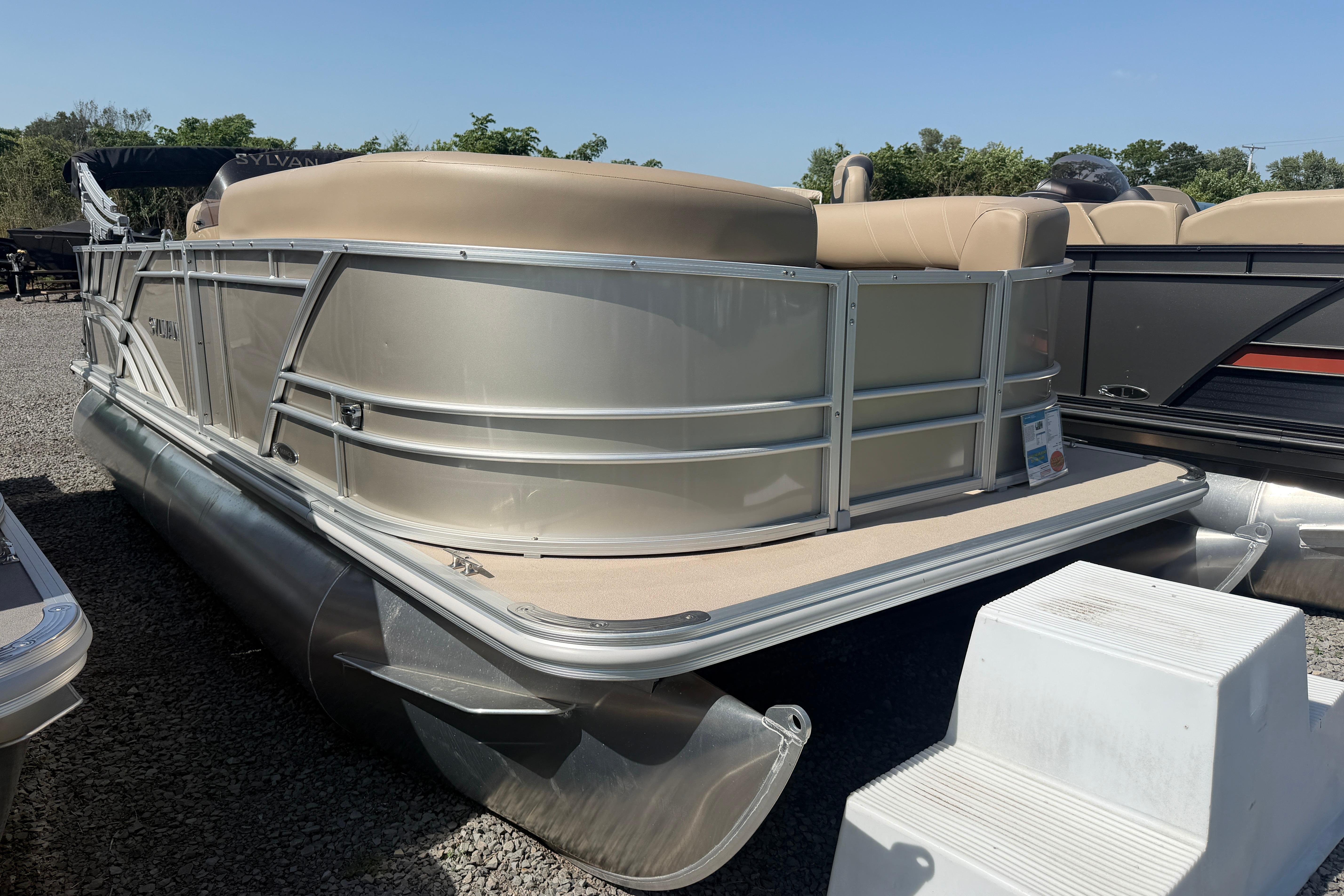 2025 Sylvan Mirage 820 Cruise 8522 CLZ in huntsville OH