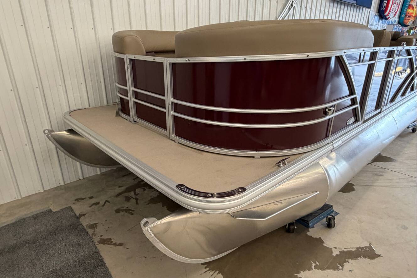 A photo of this 2025 Sylvan Mirage 820 LZ