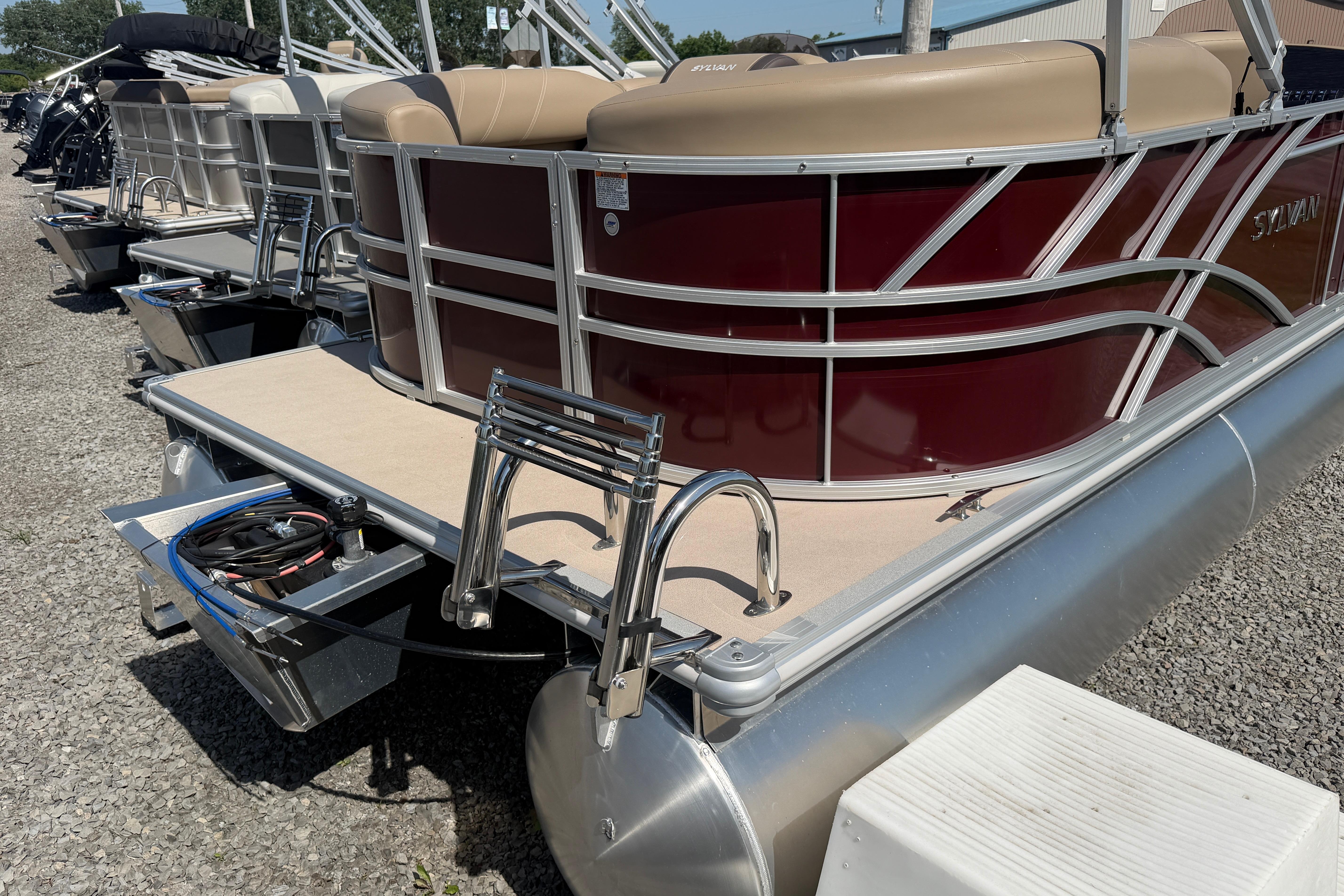 2025 Sylvan Mirage 820 LZ 8524 in huntsville OH