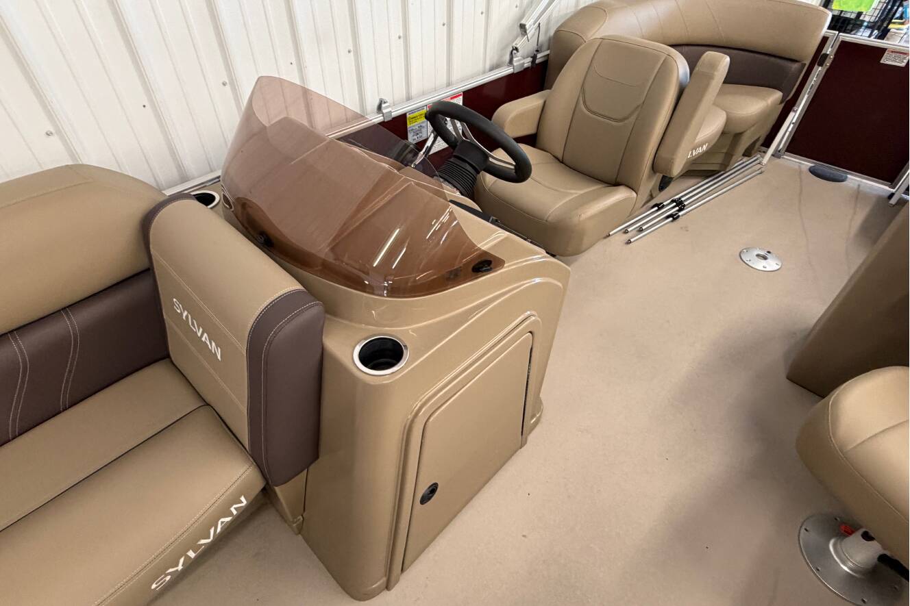 A photo of this 2025 Sylvan Mirage 820 LZ