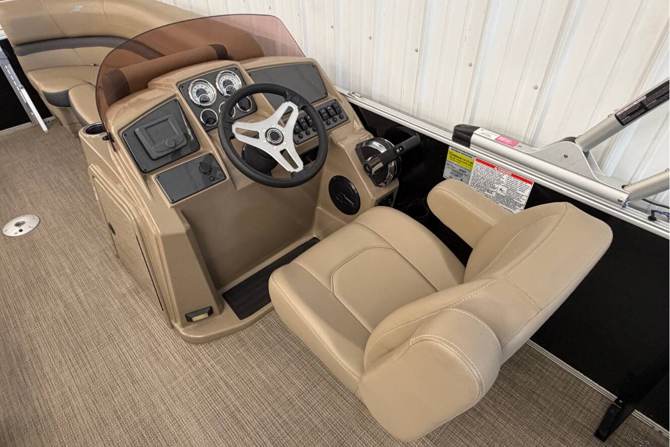 A photo of this 2025 Starcraft EX Fish 20 FD