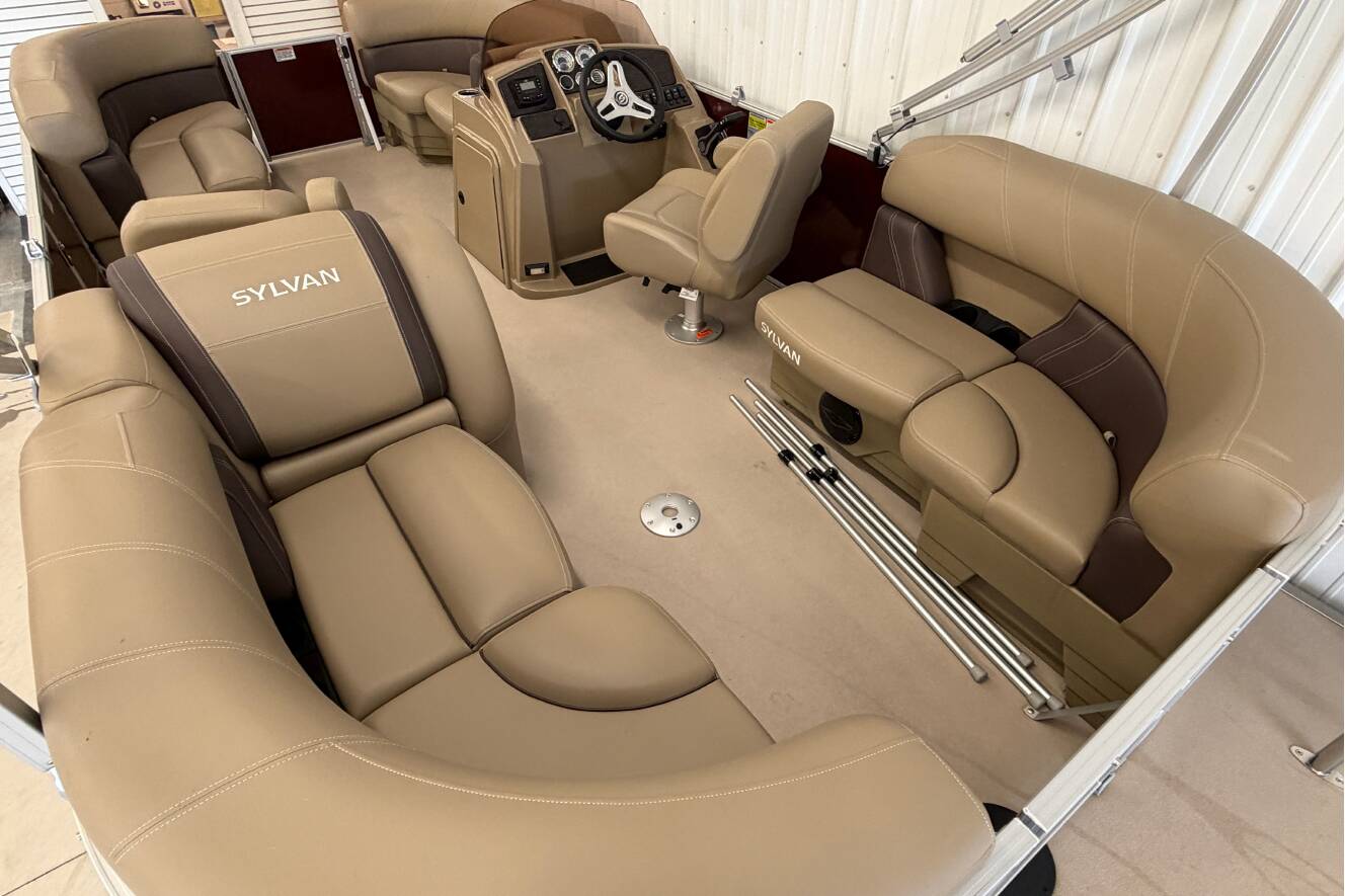 A photo of this 2025 Sylvan Mirage 820 LZ