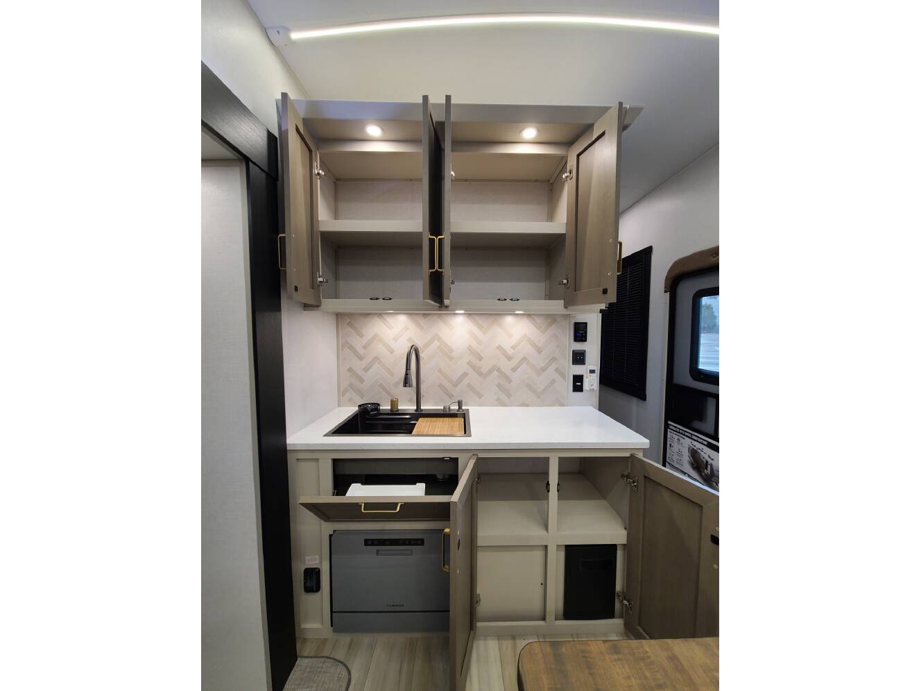 A photo of this 2026 Forest River Wildwood Heritage Glen 380WDR