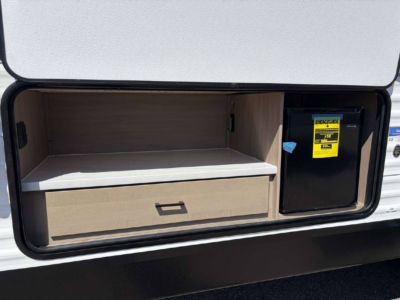 A photo of this 2026 Jayco JAY FLIGHT SLX 263BHSW