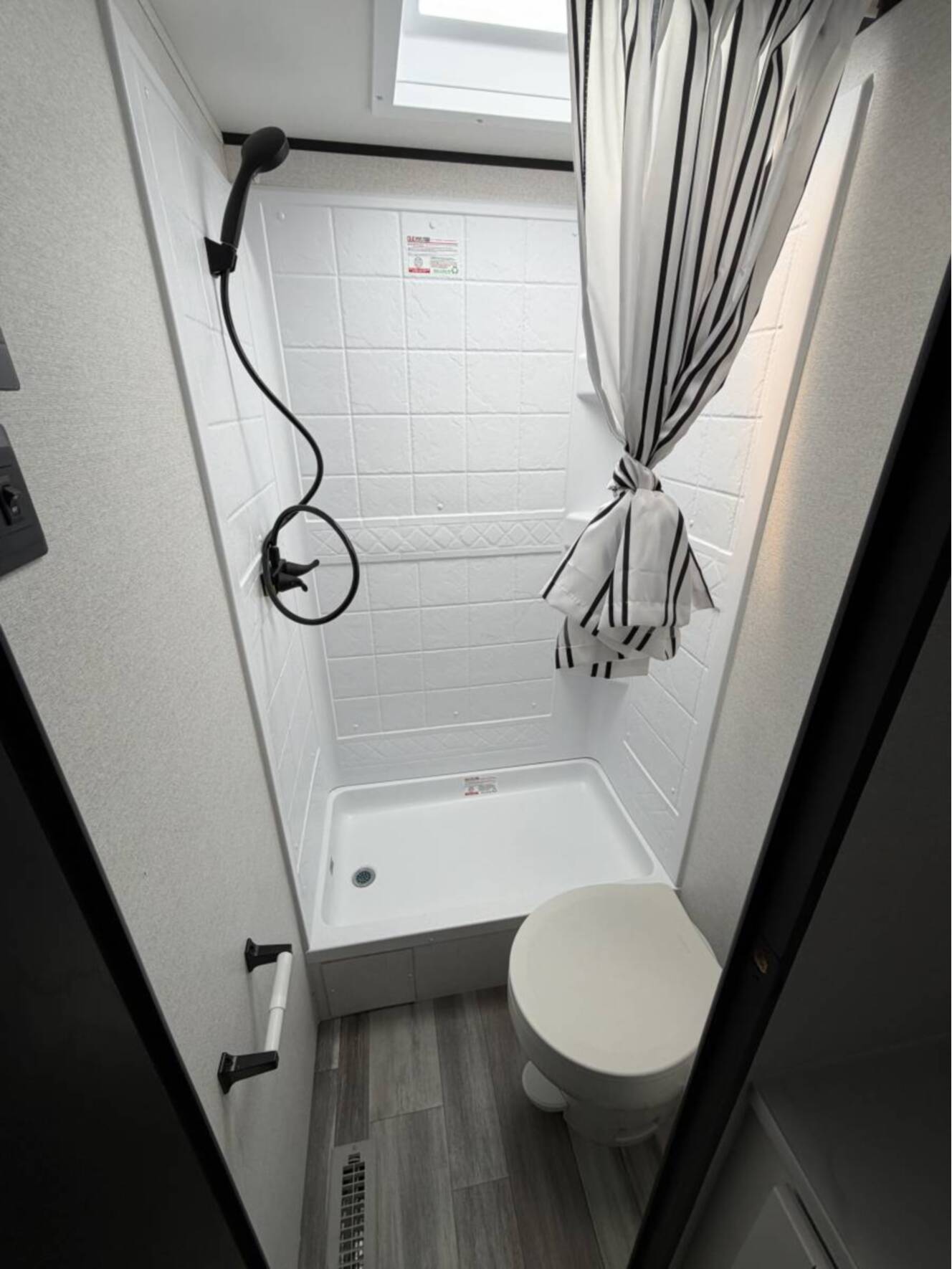 A photo of this 2026 Jayco JAY FLIGHT SLX 263BHSW