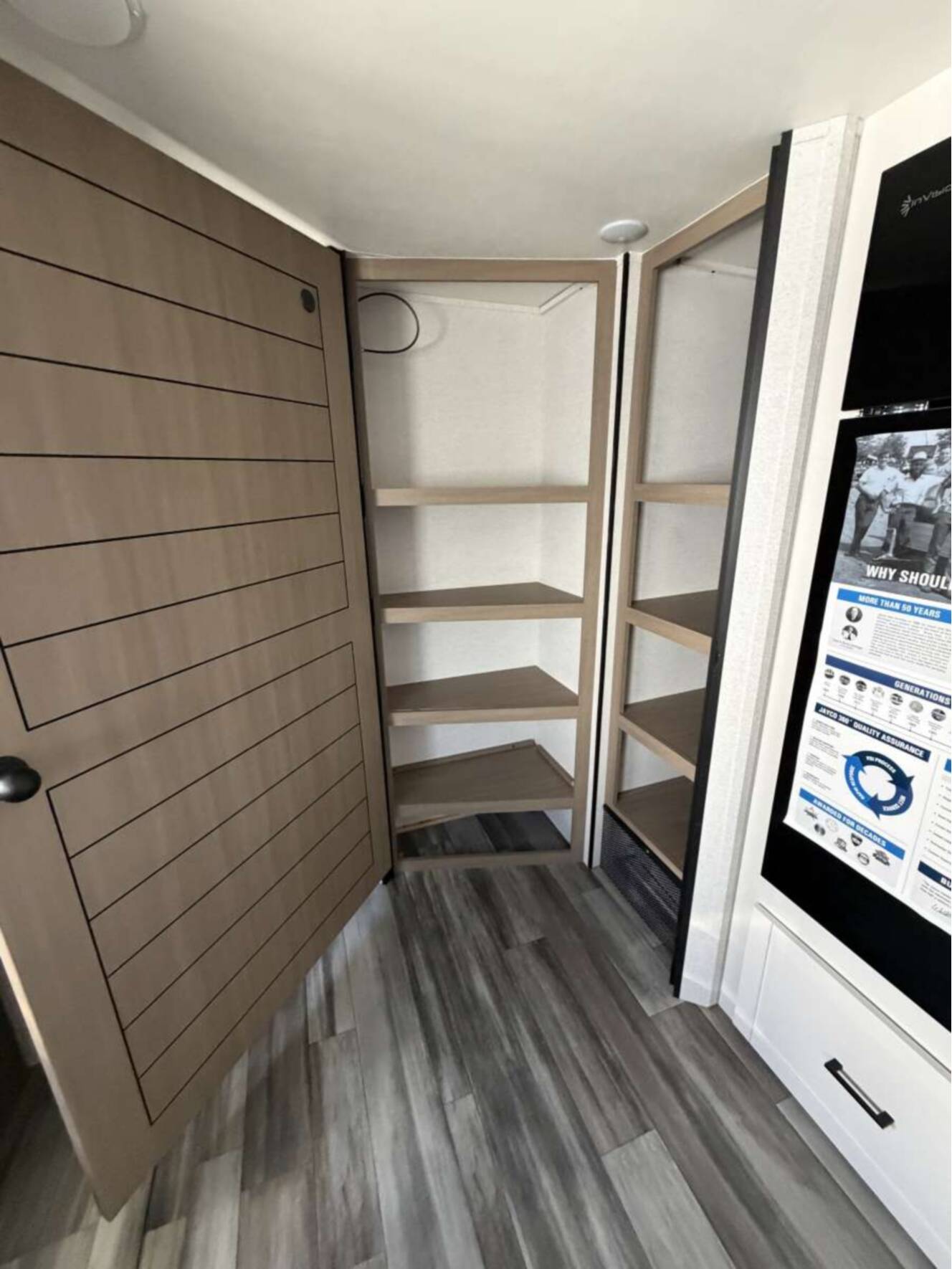 A photo of this 2026 Jayco JAY FLIGHT SLX 263BHSW