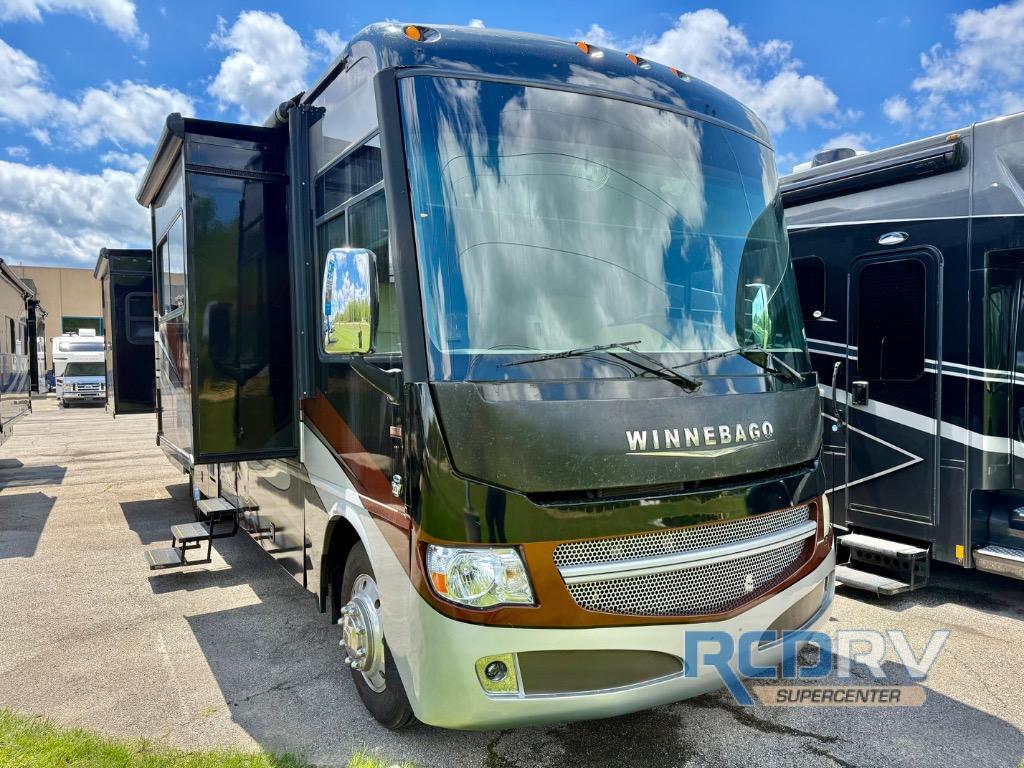 2013 Winnebago Adventurer 35P in sunbury OH
