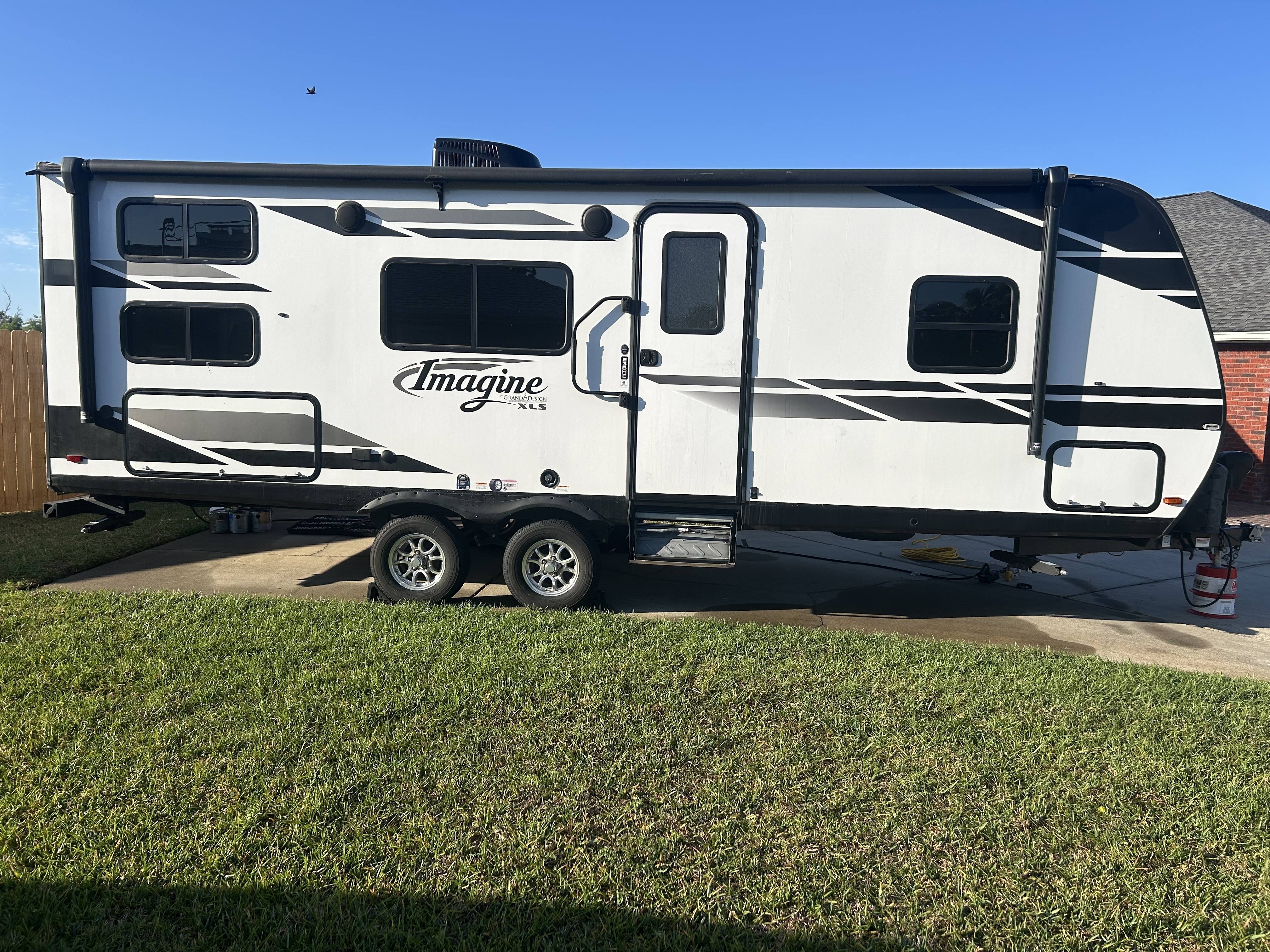2022 Grand Design IMAGINE XLS 23BHE RV
