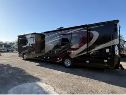 2015 TIFFIN MOTORHOMES PHAETON 40 AH