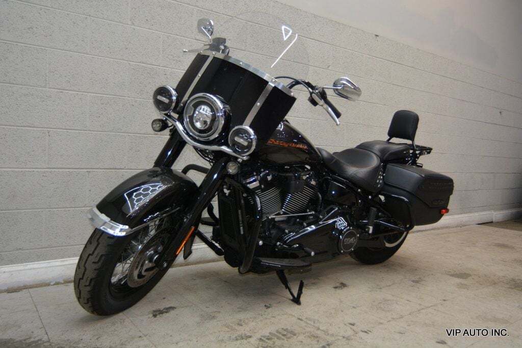 2019 Harley Davidson FLHCS BASE in Fredericksburg, VA