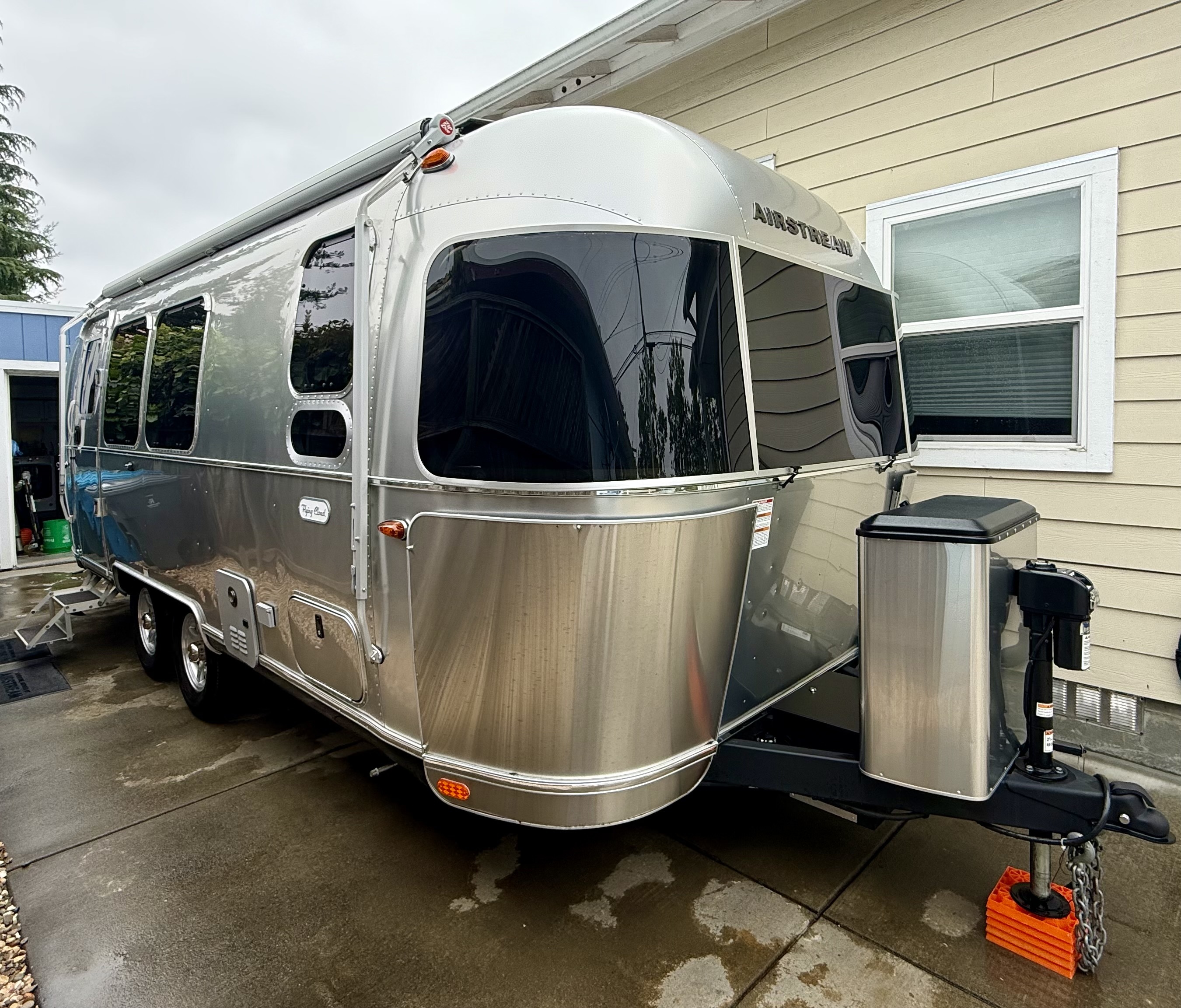 2025 Airstream FLYING CLOUD 23FB QUEEN in petaluma CA