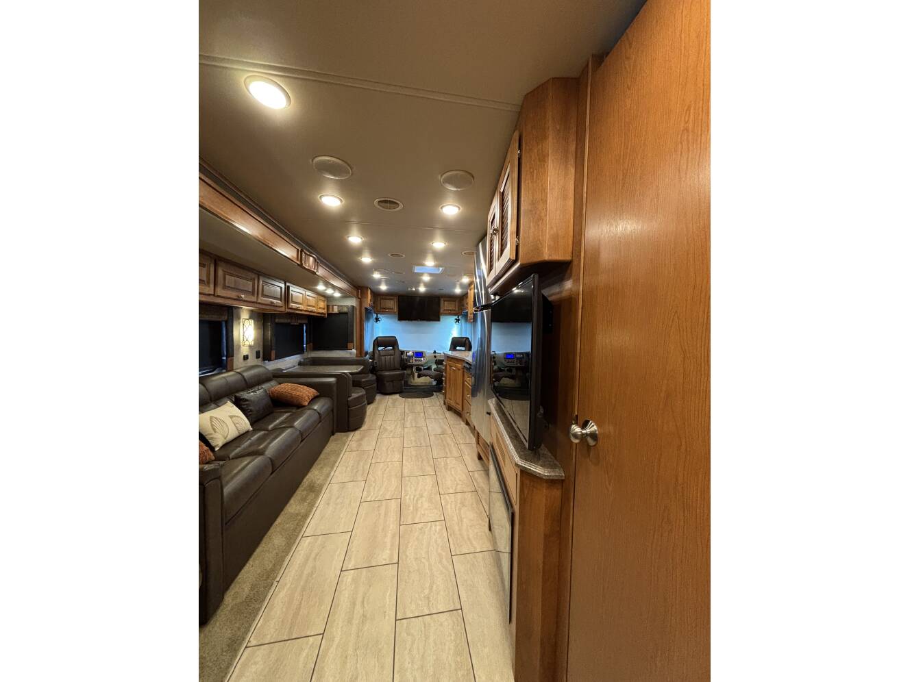 A photo of this 2017 Tiffin Motorhomes OPEN ROAD ALLEGRO 36 LA