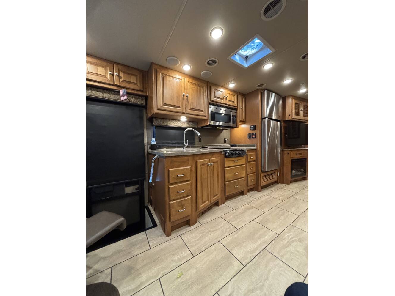 A photo of this 2017 Tiffin Motorhomes OPEN ROAD ALLEGRO 36 LA