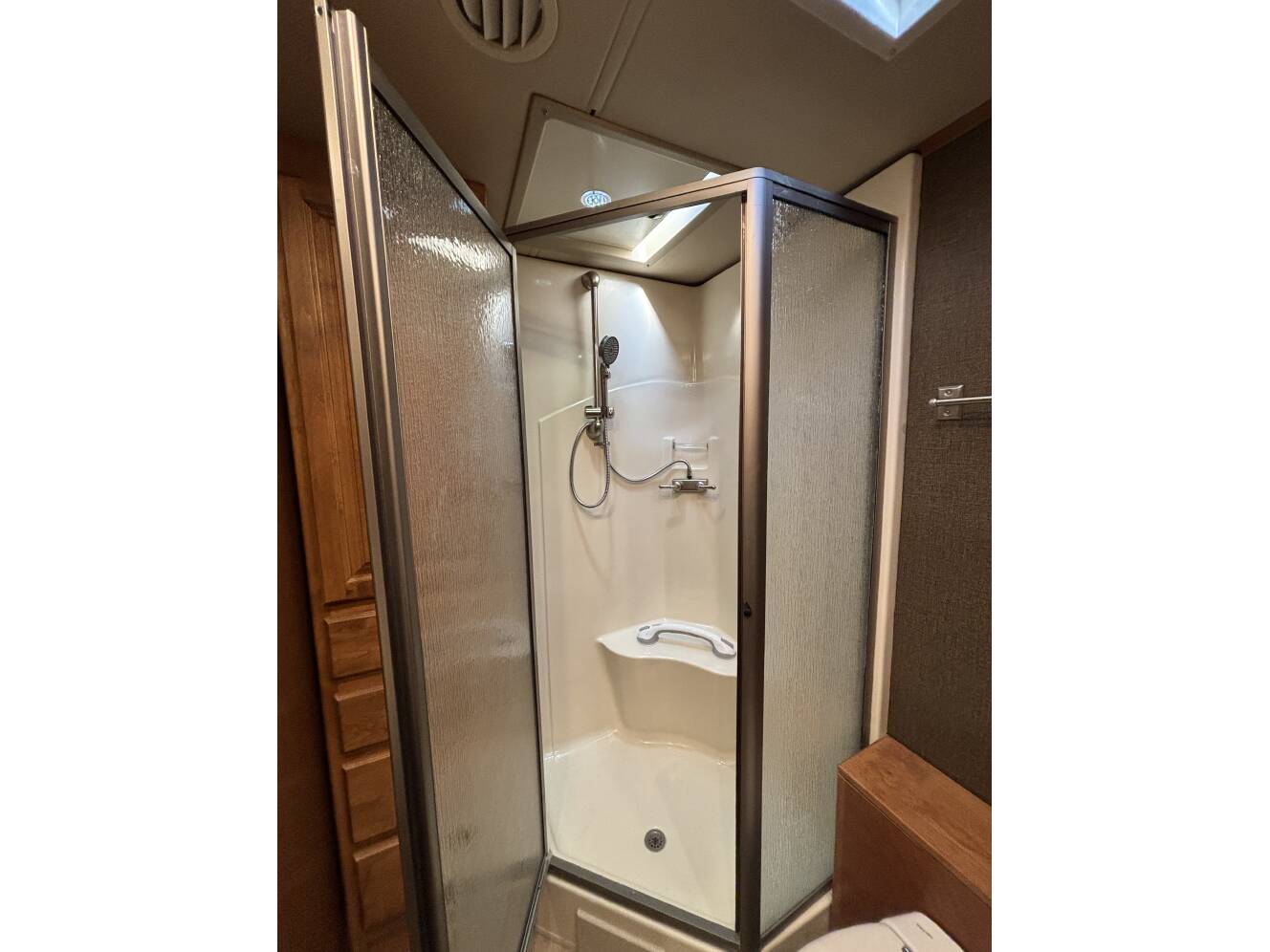 A photo of this 2017 Tiffin Motorhomes OPEN ROAD ALLEGRO 36 LA