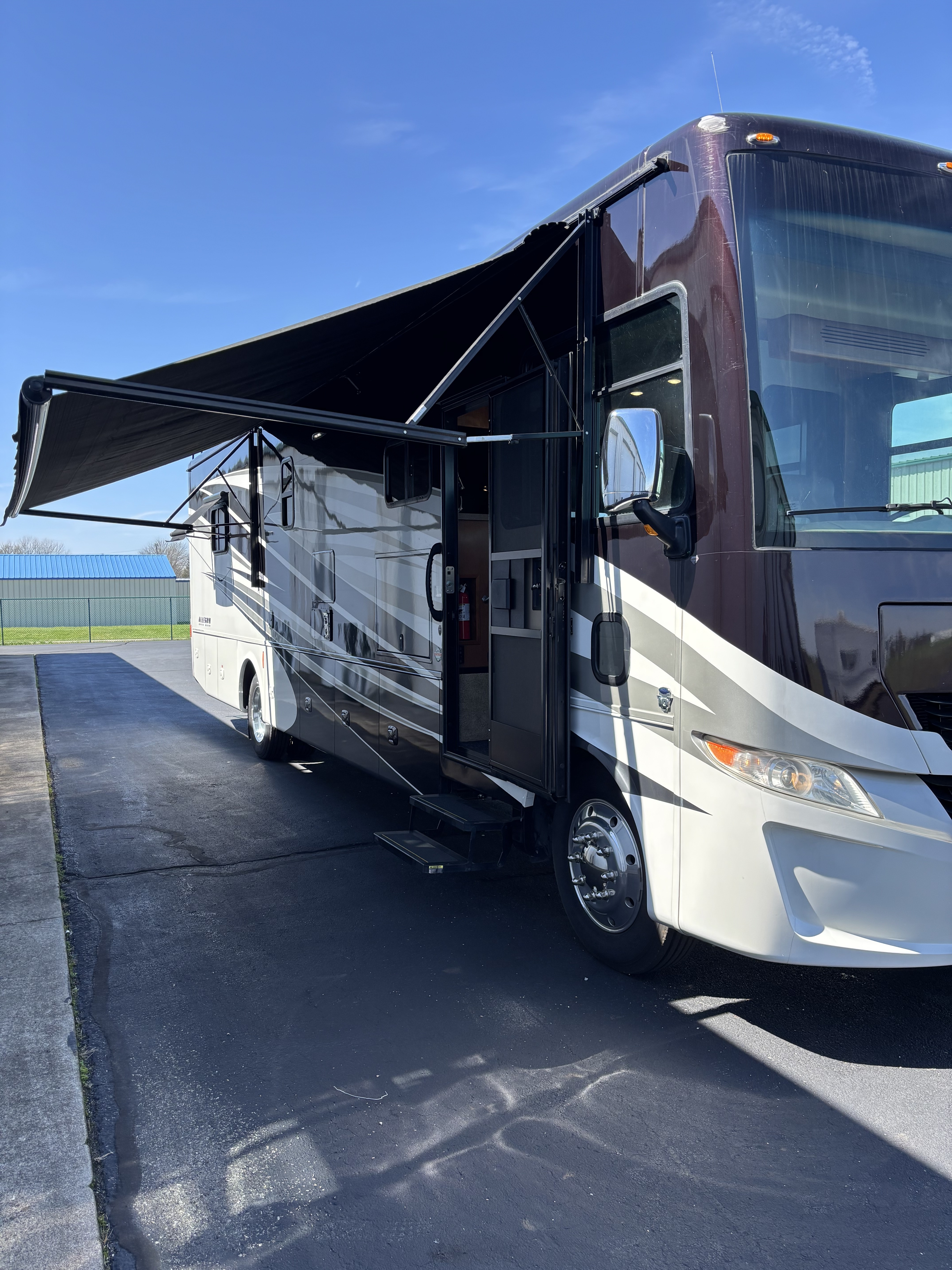 2017 Tiffin Motorhomes OPEN ROAD ALLEGRO 36 LA in columbus IN