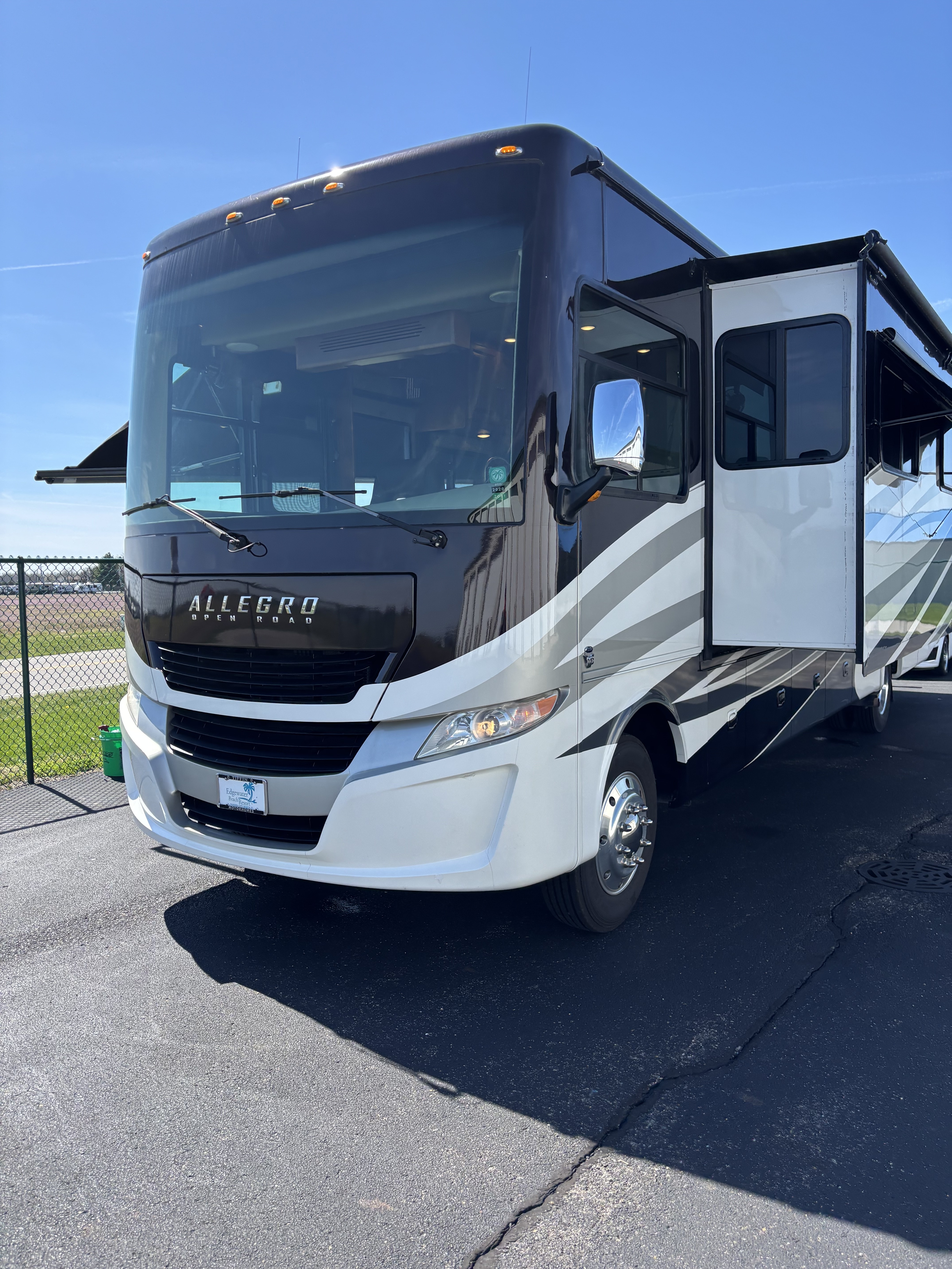 2017 Tiffin Motorhomes OPEN ROAD ALLEGRO 36 LA RV