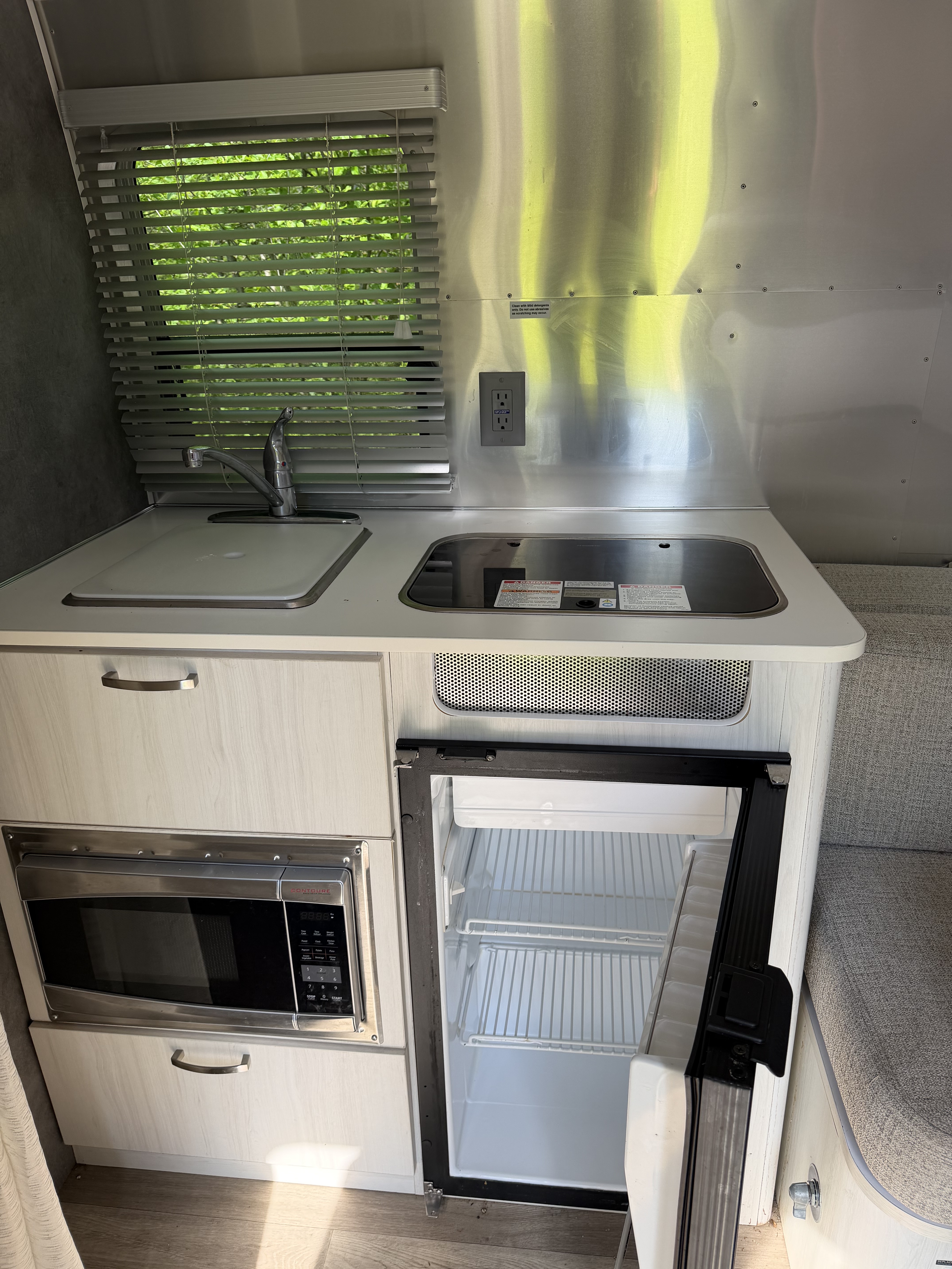 2020 Airstream BAMBI 16RB in new paltz NY