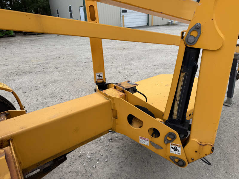2016 HAULOTTE 4527A