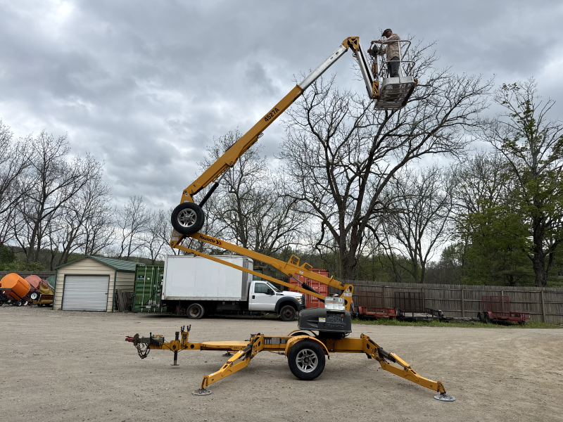 2016 HAULOTTE 4527A