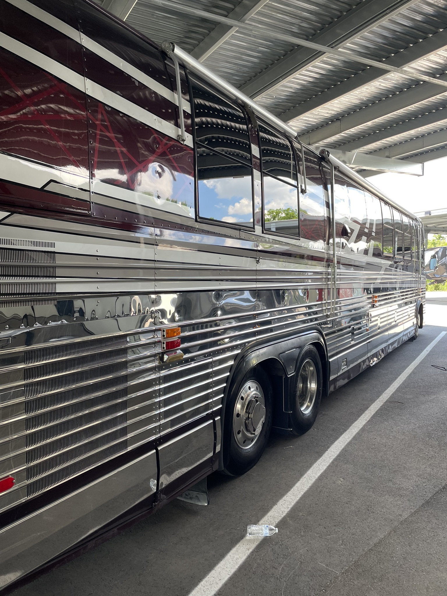 1998 Prevost MARATHON COACH 45 XL in nashville TN