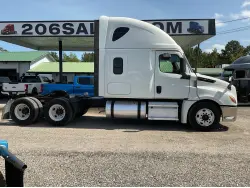 2019 FREIGHTLINER CASCADIA 126