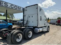 2019 FREIGHTLINER CASCADIA 126