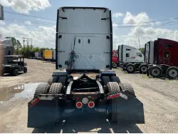 2019 FREIGHTLINER CASCADIA 126