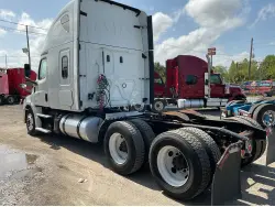 2019 FREIGHTLINER CASCADIA 126