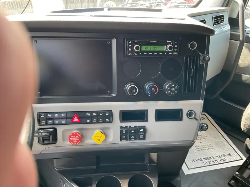 2019 FREIGHTLINER CASCADIA 126