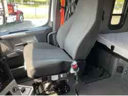 2019 FREIGHTLINER CASCADIA 126