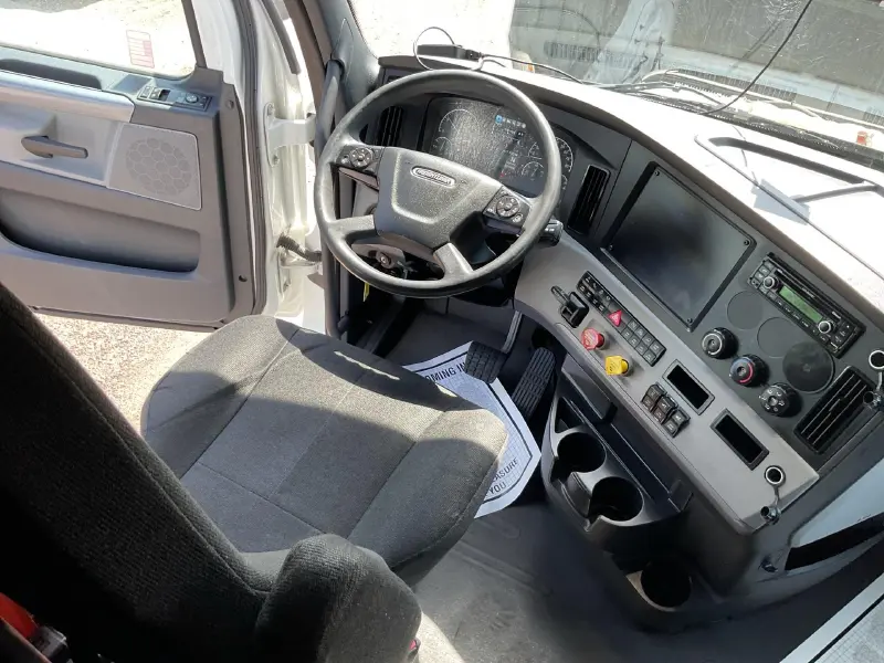 2019 FREIGHTLINER CASCADIA 126