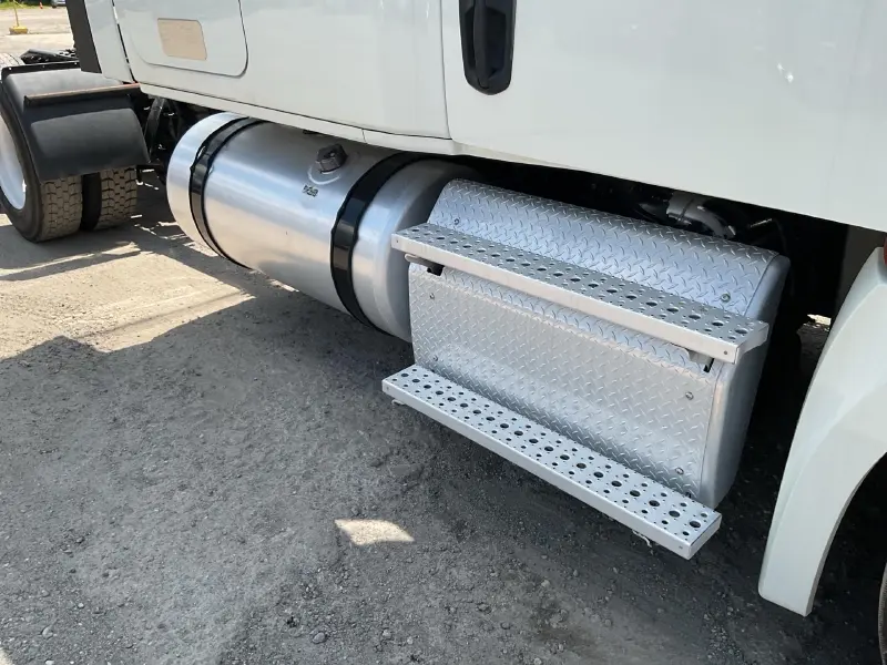 2019 FREIGHTLINER CASCADIA 126