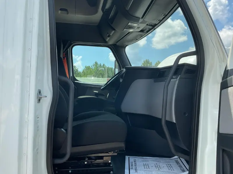 2019 FREIGHTLINER CASCADIA 126